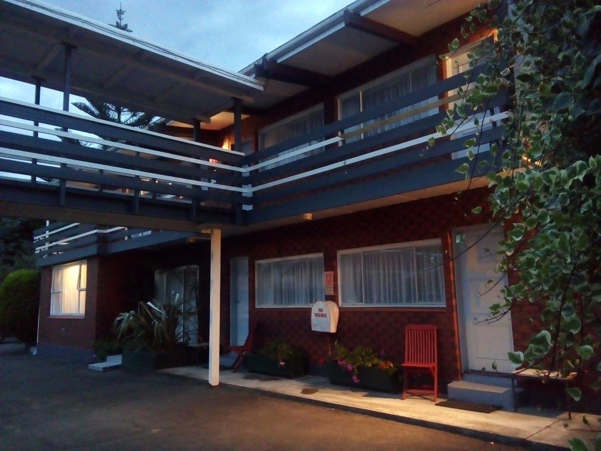 Redwood Lodge Motel 르빈 외부 사진