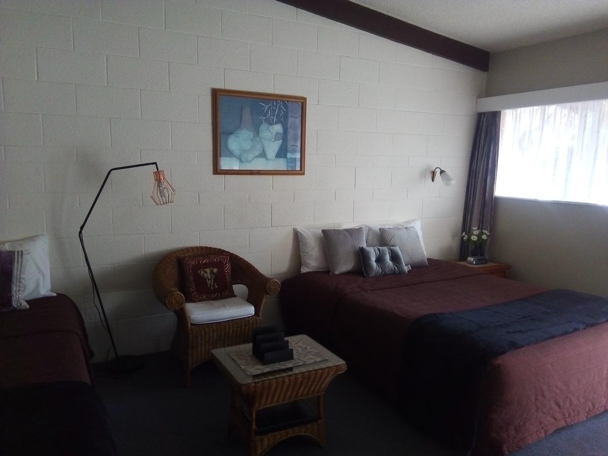 Redwood Lodge Motel 르빈 외부 사진